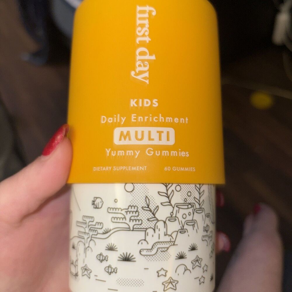 First Day Kids Daily Enrichment Multi Vitamins 60 Yummy Gummies Sealed Exp 06/26